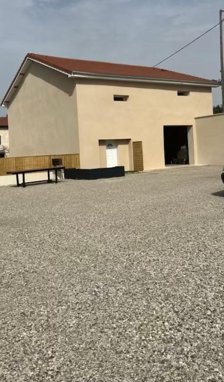 Gite1 Pour 6 Personnes Anneyron Bagian luar foto
